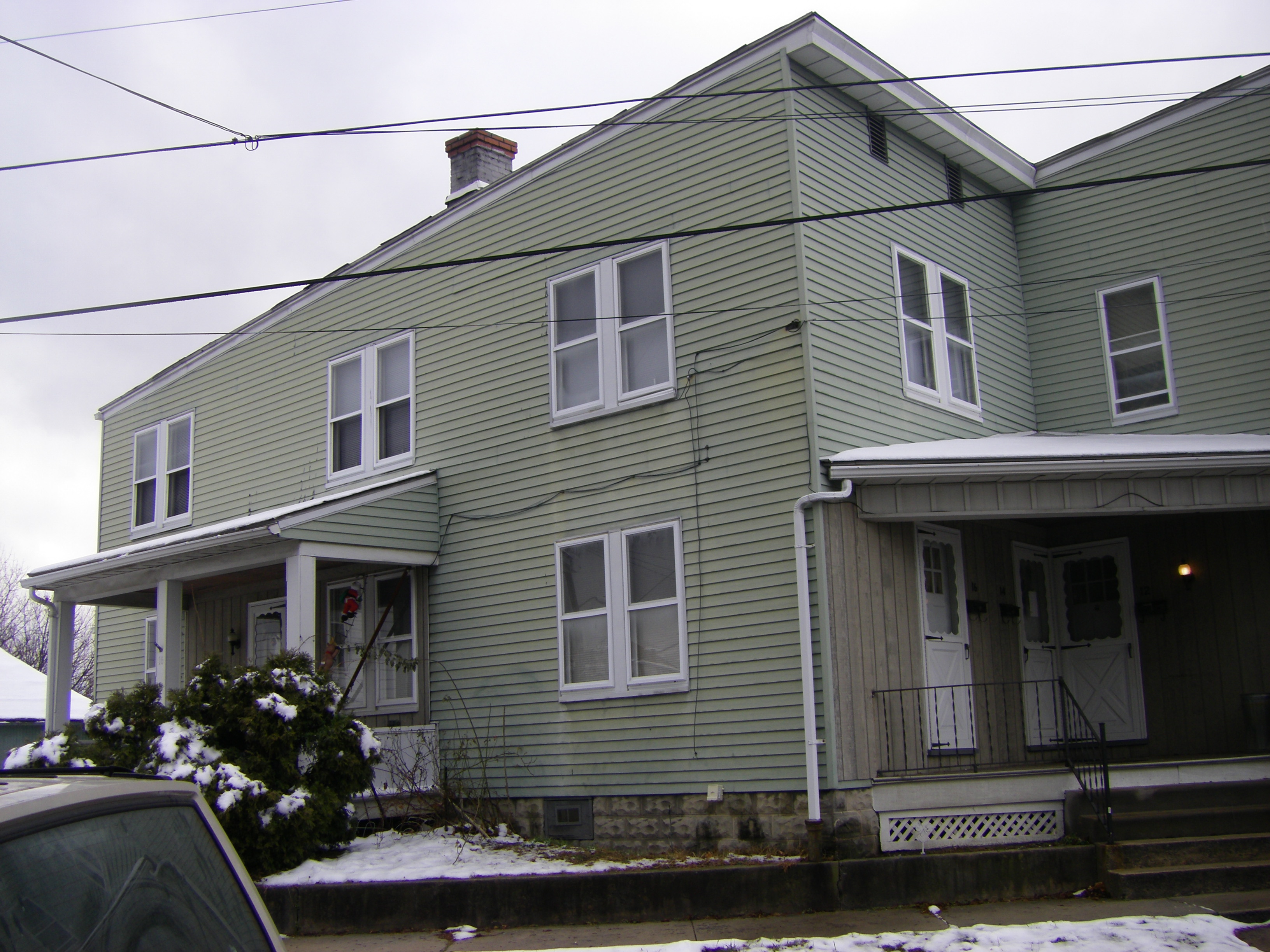 Utilities
tenant pays gas & electric
owner pays water/sewer/trash
stove - gas
refrigerator
Laundry - washer/dryer supplied
separate room
Parking - off street
Yard - shared
Pets ok - case by case
Wood floors
Blinds
Storm windows
Front porch - shared
Side porch - private
Smoking outside